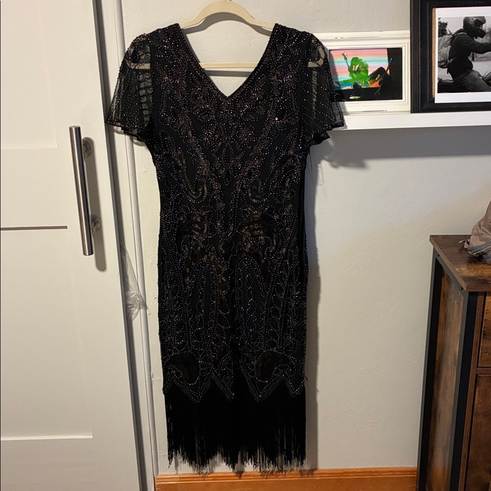 Black Beaded Fringe Flapper Dress with V-Neck